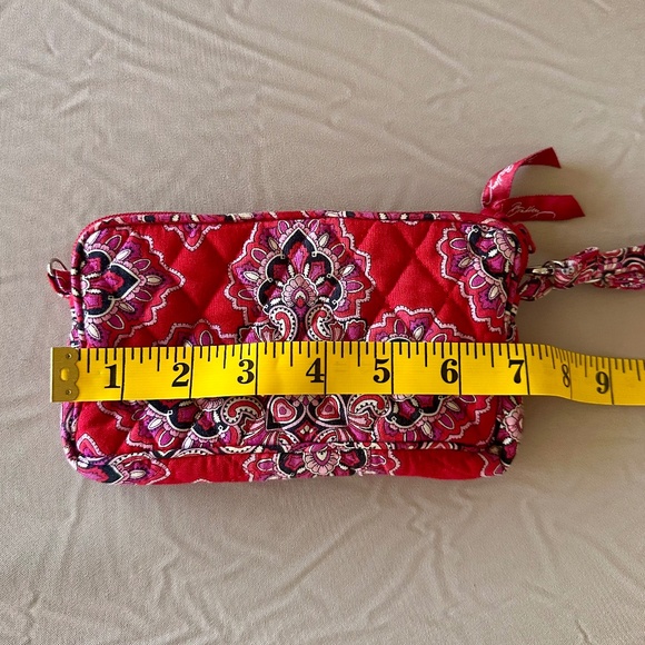 Vera Bradley "Frankly Scarlet" Cellphone Wristlet - Picture 7 of 8